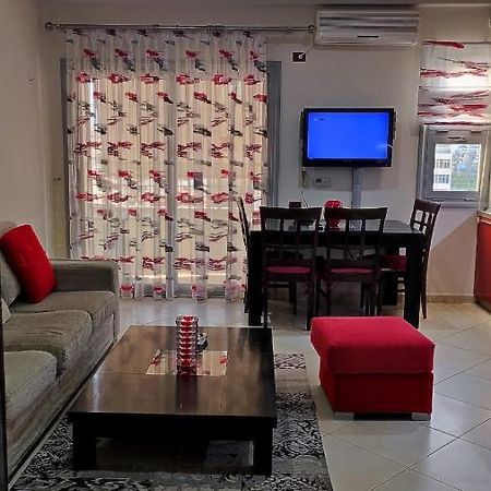 Lolu Apartment Plus Privat Parking Vlorë Εξωτερικό φωτογραφία