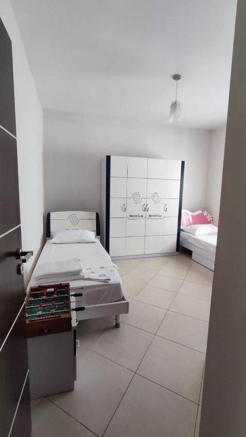 Lolu Apartment Plus Privat Parking Vlorë Εξωτερικό φωτογραφία