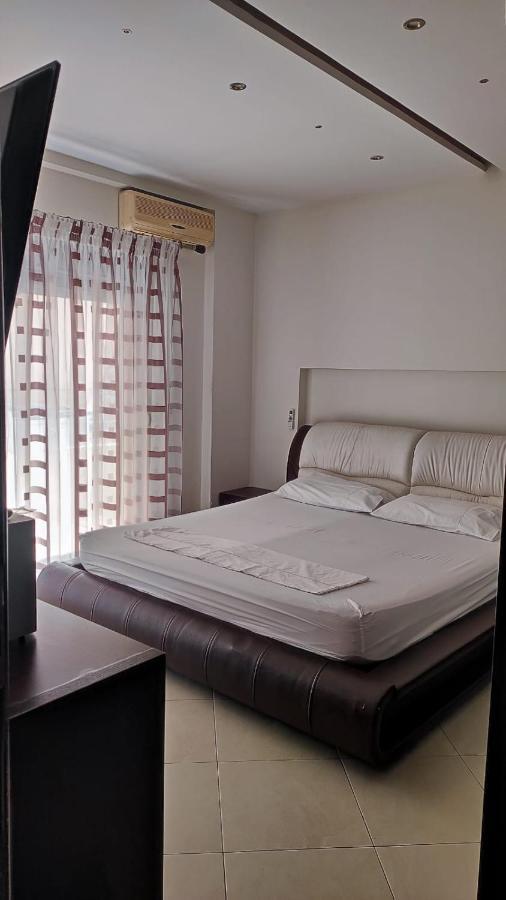 Lolu Apartment Plus Privat Parking Vlorë Εξωτερικό φωτογραφία