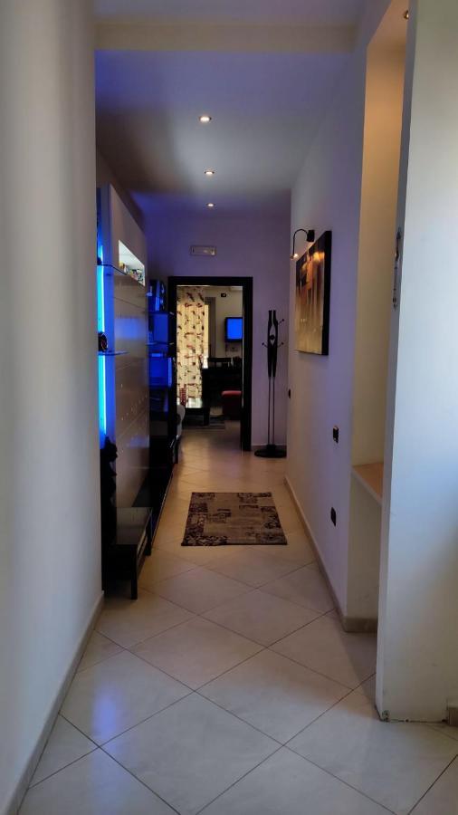 Lolu Apartment Plus Privat Parking Vlorë Εξωτερικό φωτογραφία